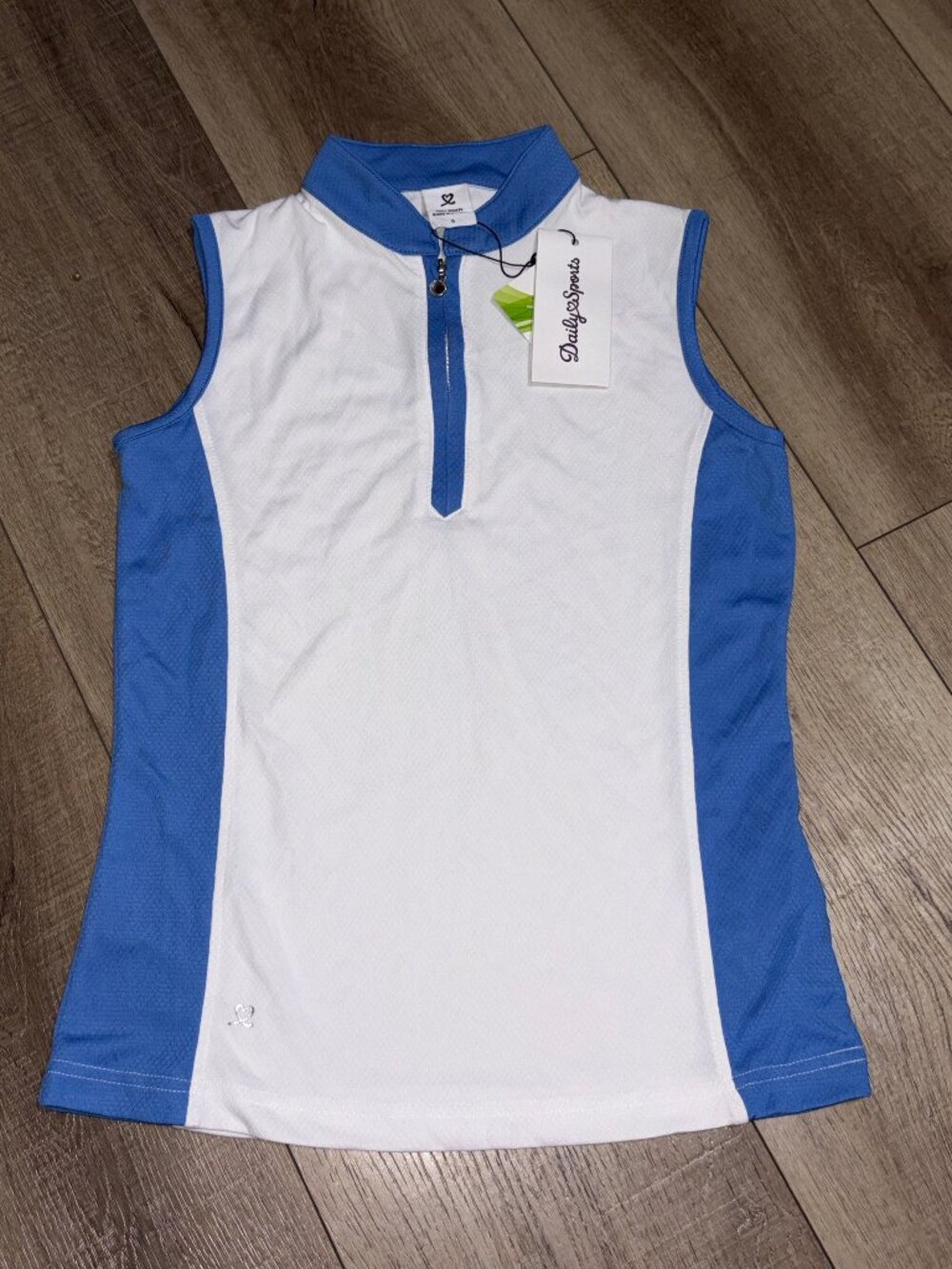 NWT Daily Sports Golf Polo Size Small